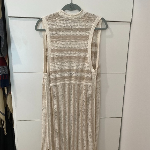 SOLD GAP (L) Sleeveless Long Sweater - Picture 4 of 4